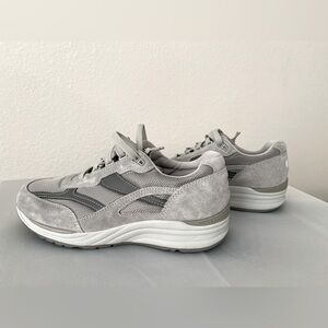 SAS brand JOURNEY MESH-EVERYDAY SNEAKER           Men’s size 11.5.